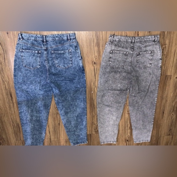 Garage Mom Jean’s - Picture 3 of 4